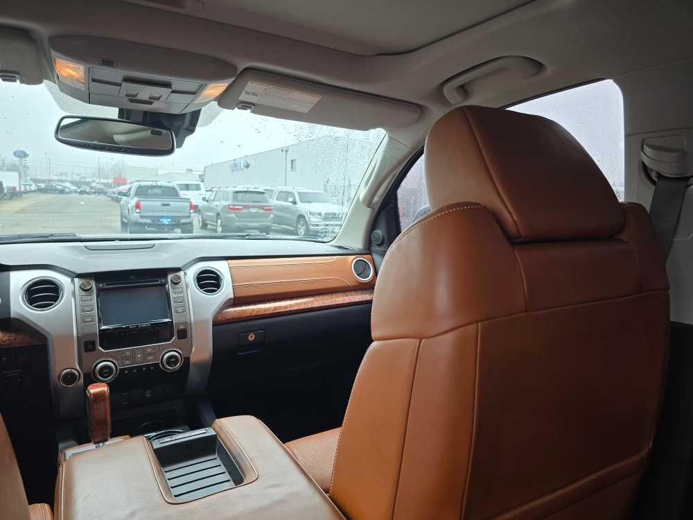 Thumbnail: 2018 Toyota Tundra - 14