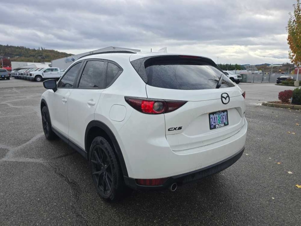 Used 2018 Mazda Mazda CX-5 Touring SUV