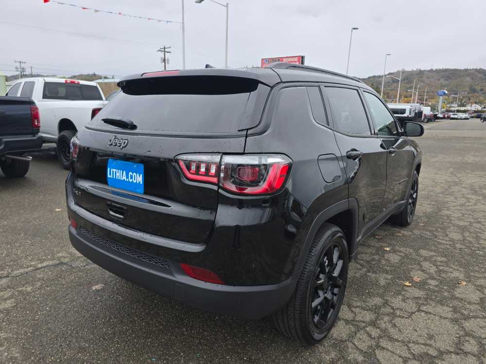 Thumbnail: 2026 Jeep Compass - 5