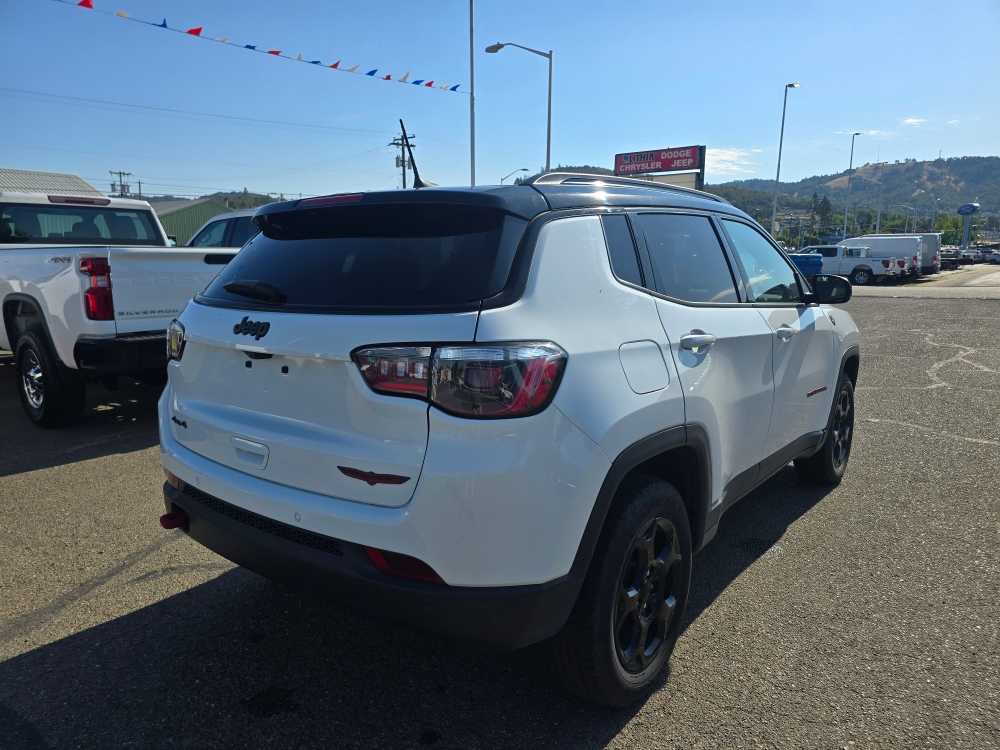 2023 Jeep Compass Trailhawk photo 3