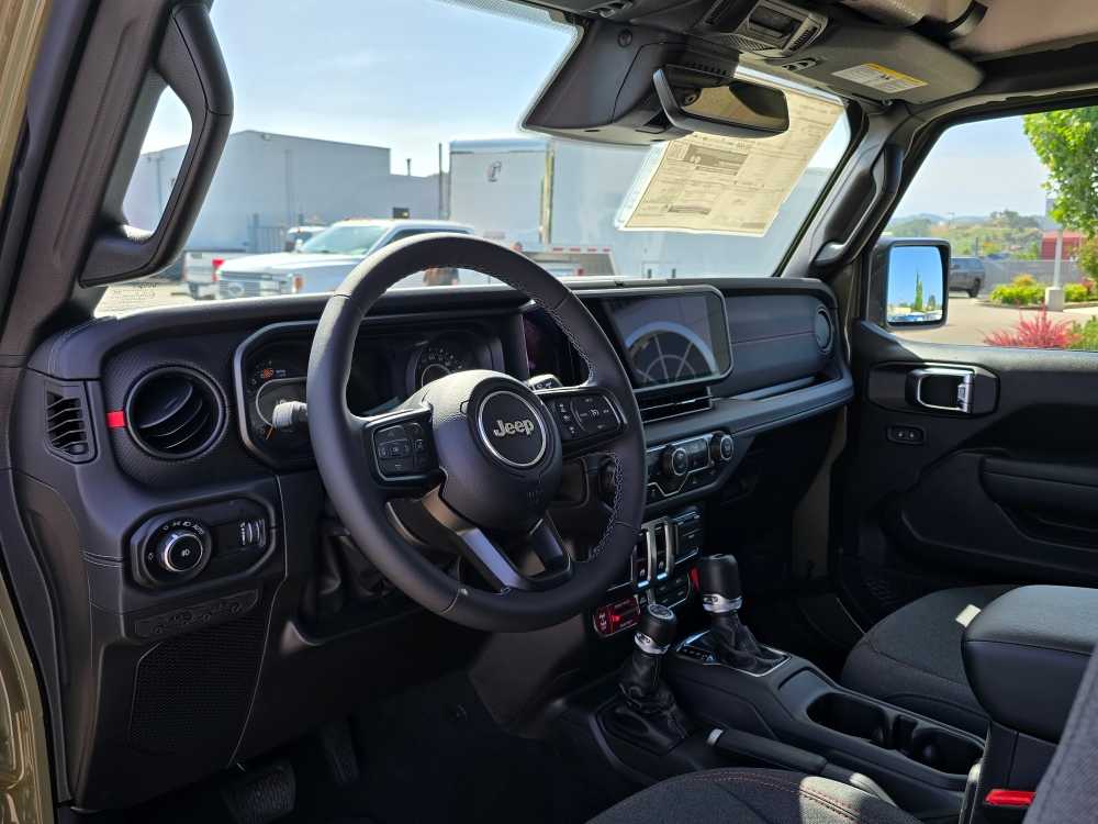 Thumbnail: 2025 Jeep Wrangler - 9