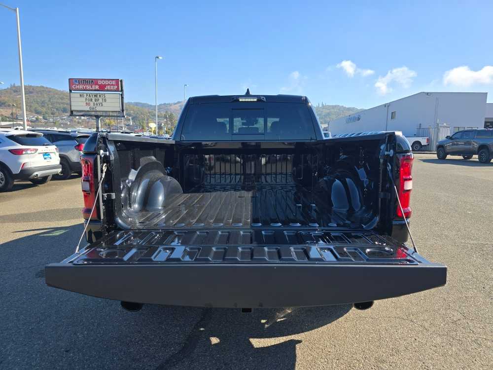 Thumbnail: 2026 RAM 1500 - 19