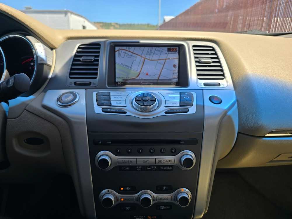 Thumbnail: 2012 Nissan Murano - 12