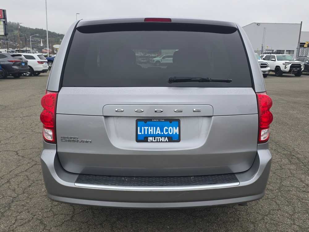 Thumbnail: 2016 Dodge Grand Caravan - 4
