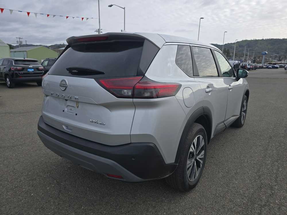 Thumbnail: 2023 Nissan Rogue - 3