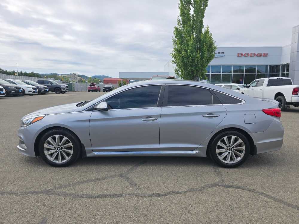 Used 2017 Hyundai Sonata Sport with VIN 5NPE34AF4HH502662 for sale in Roseburg, OR