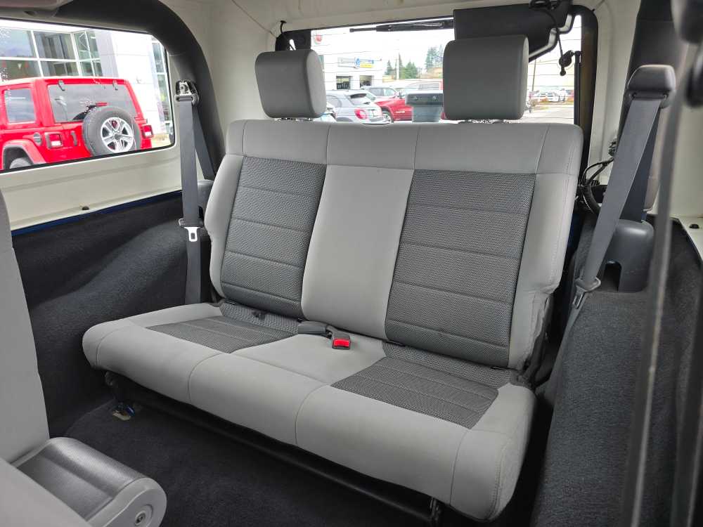 Thumbnail: 2010 Jeep Wrangler - 16