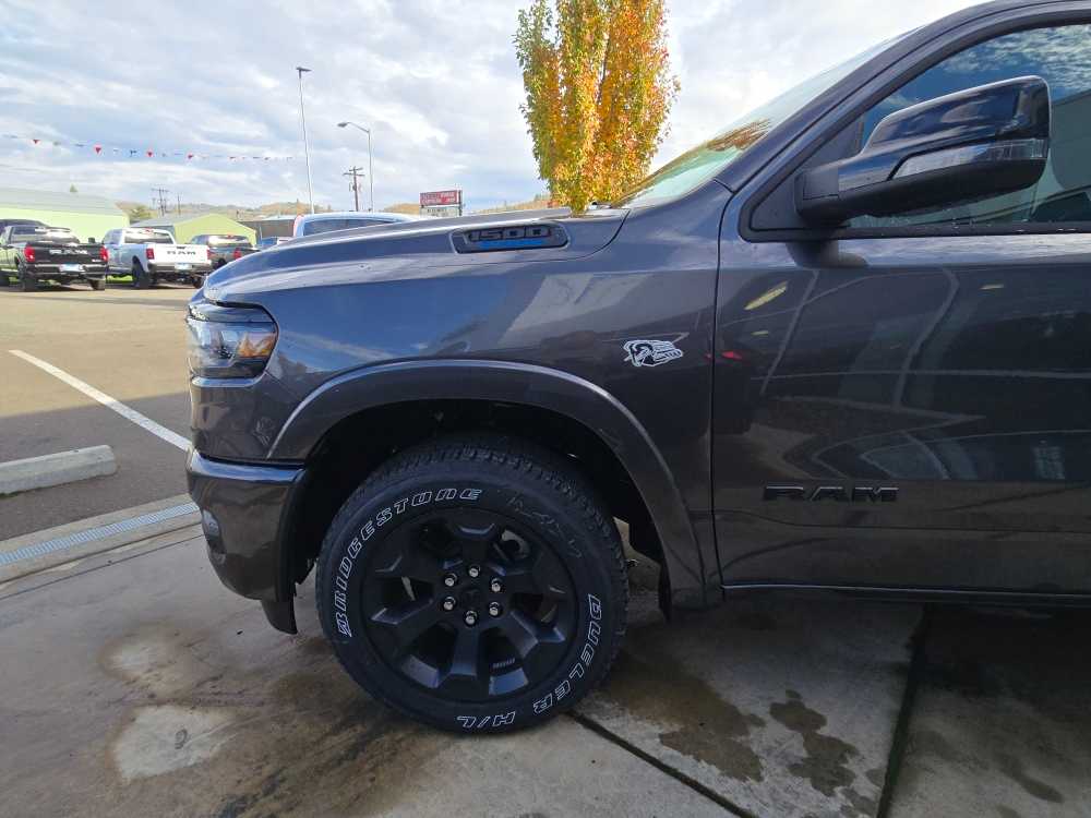 Thumbnail: 2026 RAM 1500 - 18