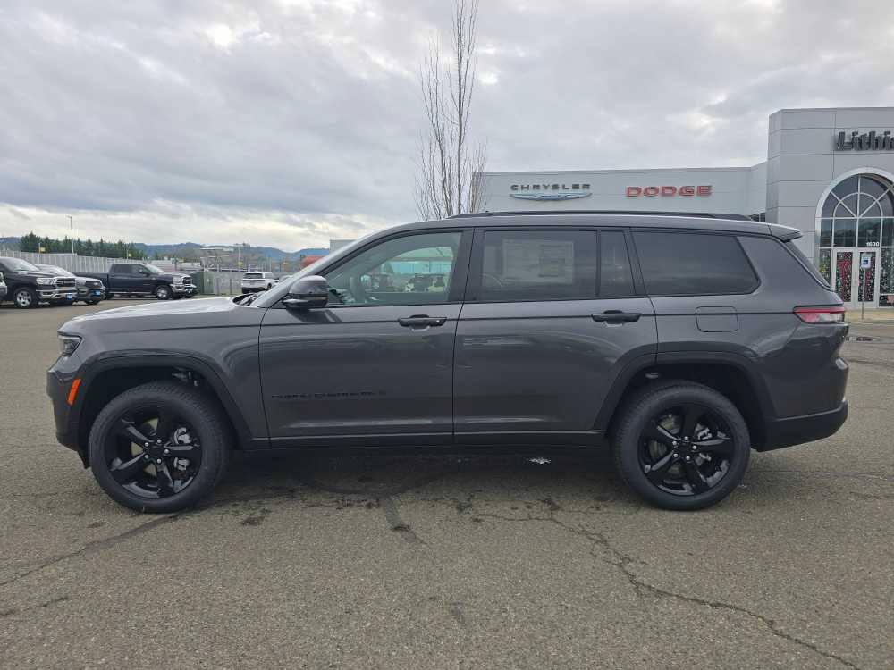 Thumbnail: 2025 Jeep Grand Cherokee L - 2