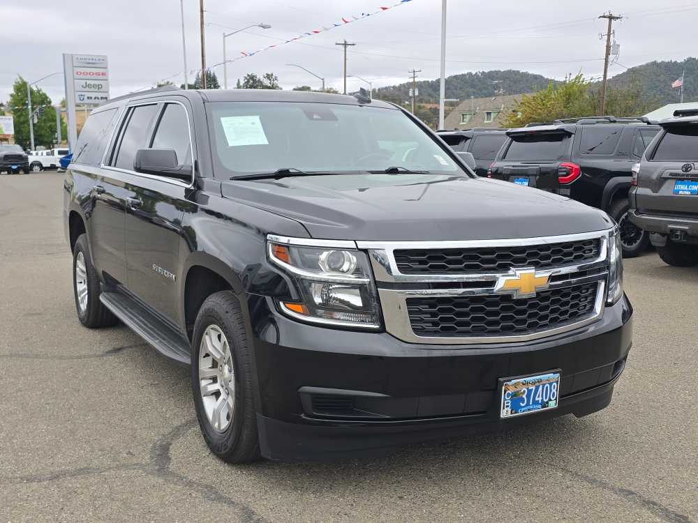 Thumbnail: 2016 Chevrolet Suburban - 4