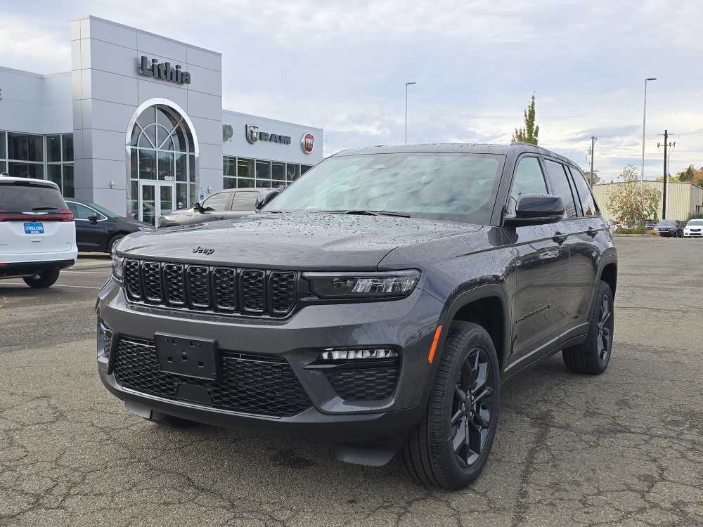 Thumbnail: 2025 Jeep Grand Cherokee - 1