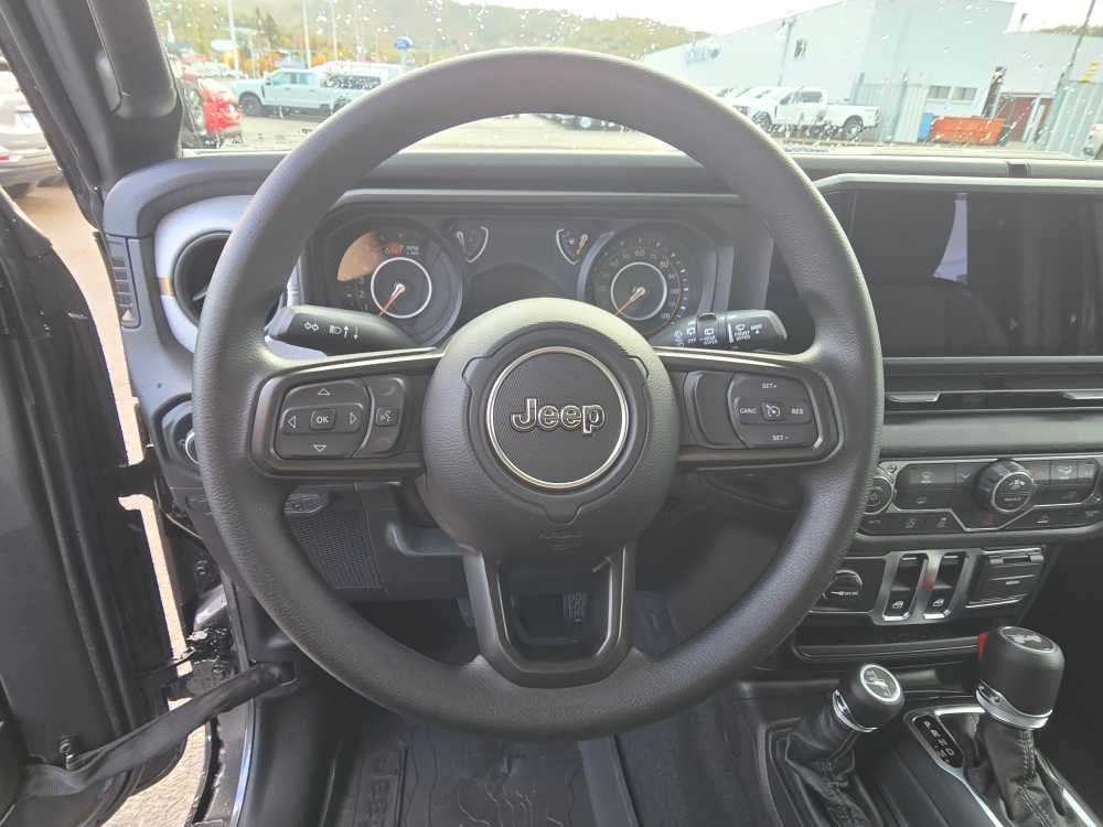 Thumbnail: 2026 Jeep Wrangler - 10