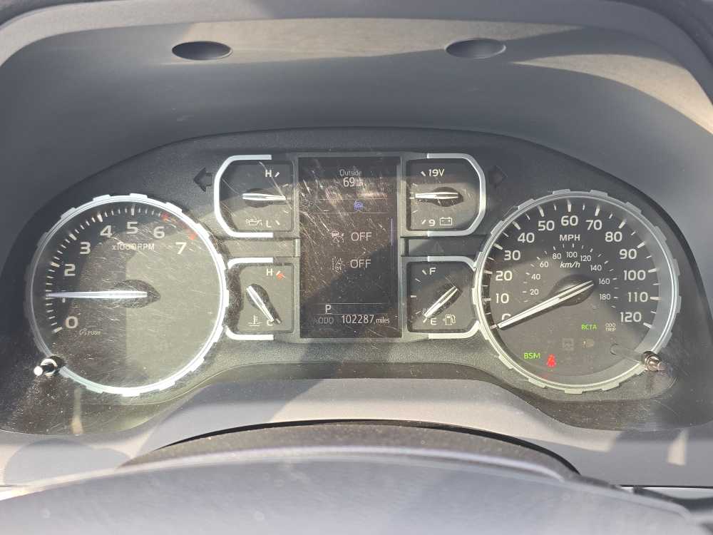 Thumbnail: 2018 Toyota Tundra - 21