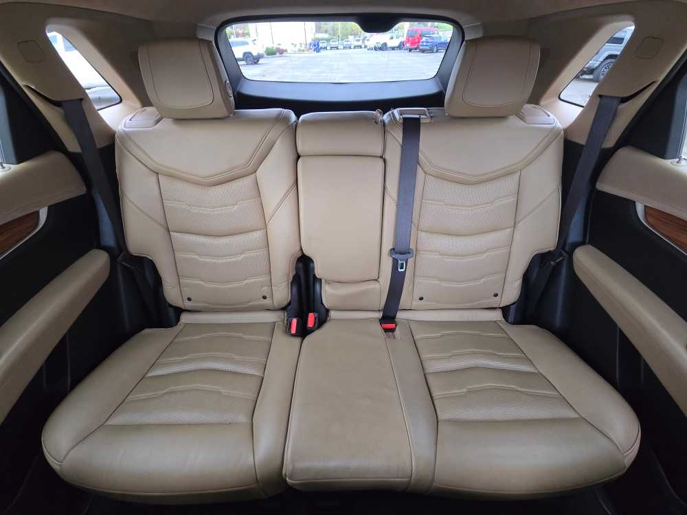 Thumbnail: 2017 Cadillac XT5 - 17