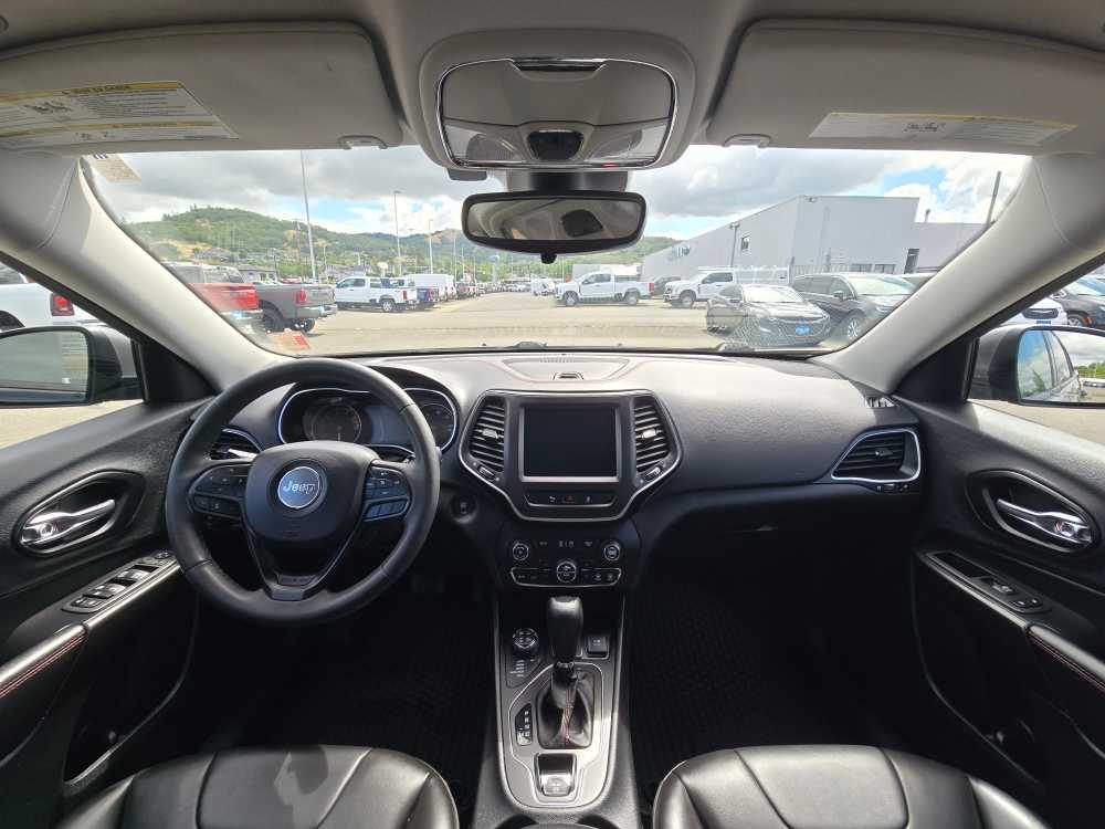 Thumbnail: 2021 Jeep Cherokee - 14