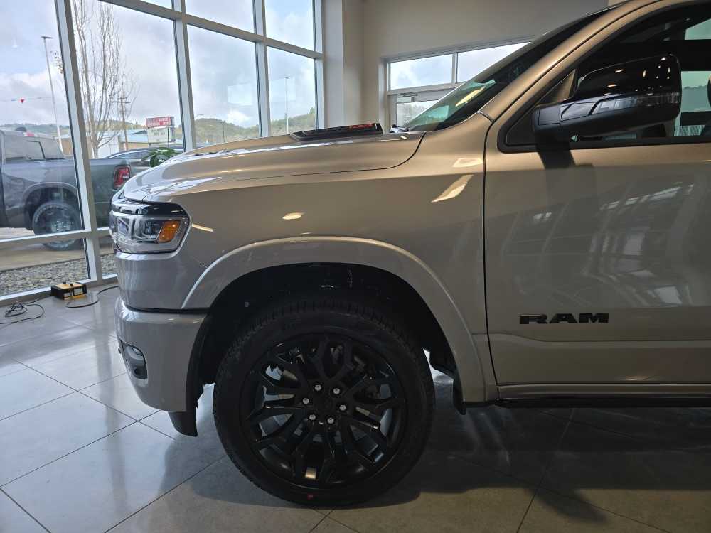 Thumbnail: 2026 RAM 1500 - 18