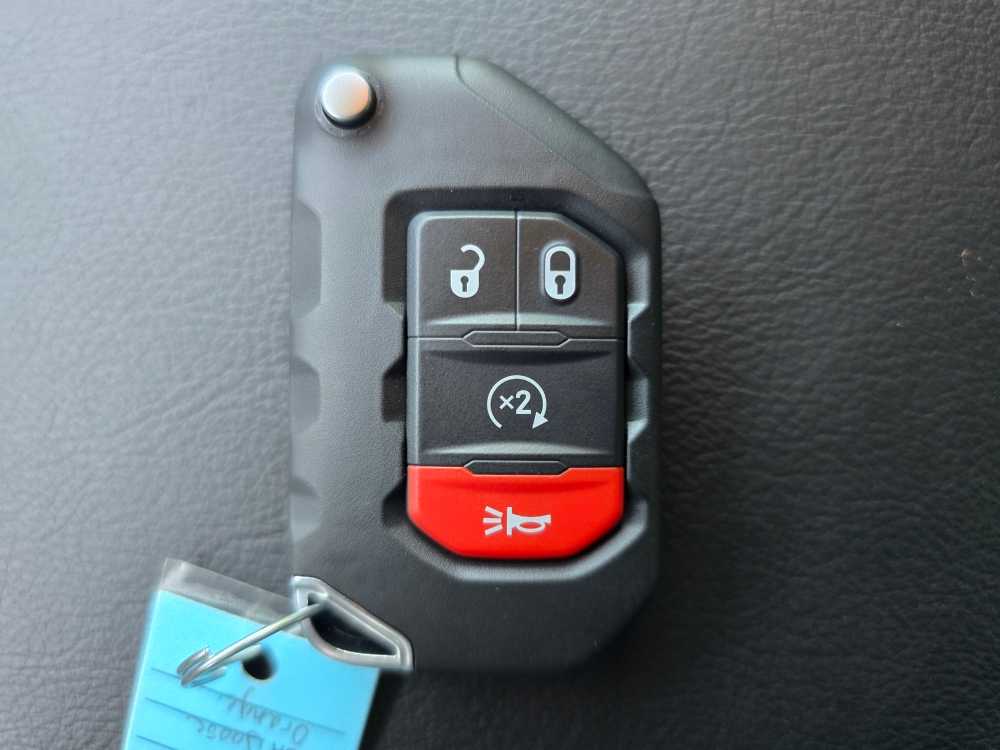 Thumbnail: 2025 Jeep Wrangler - 21