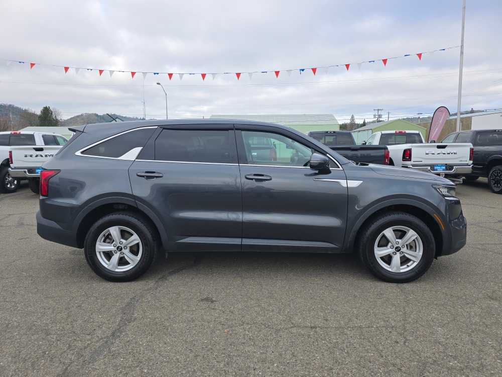 Thumbnail: 2021 Kia Sorento - 6