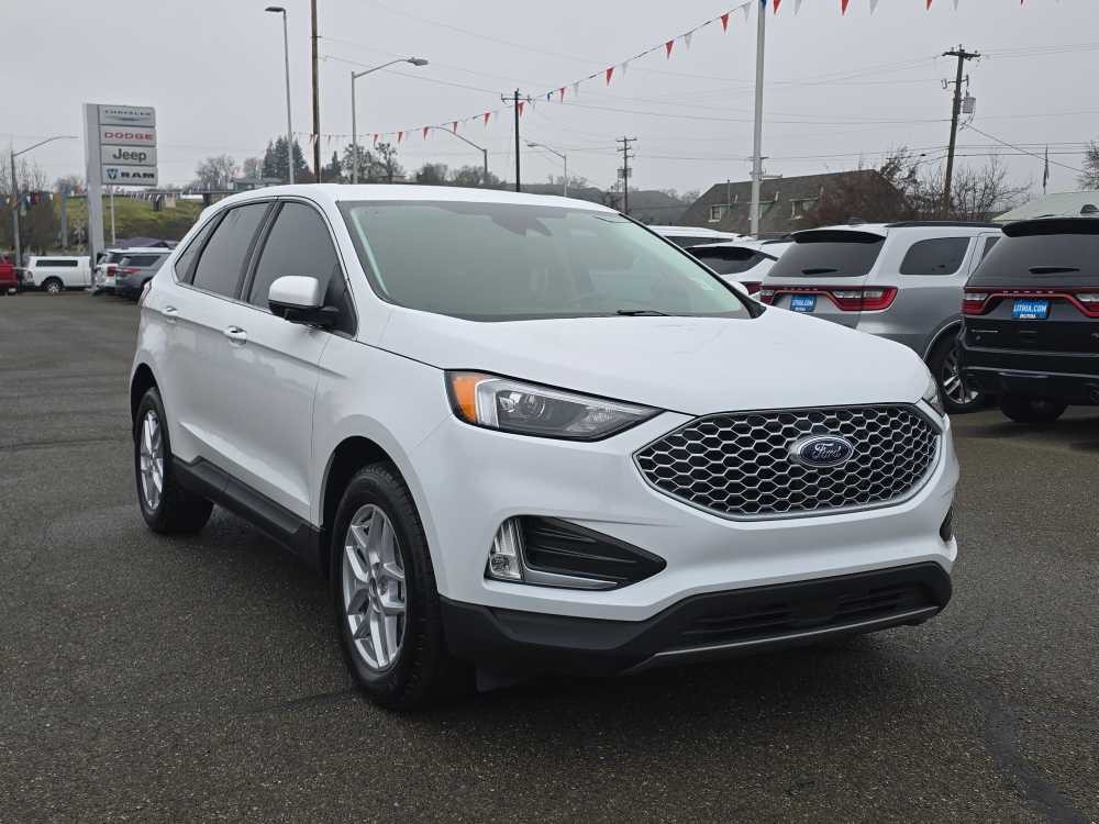 Thumbnail: 2023 Ford Edge - 7