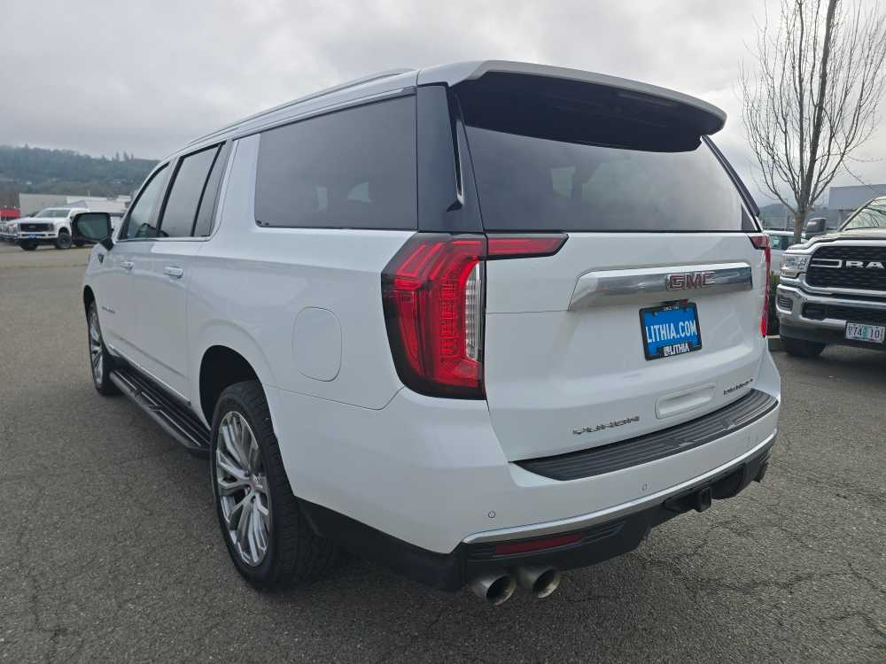 Thumbnail: 2021 GMC Yukon XL - 3