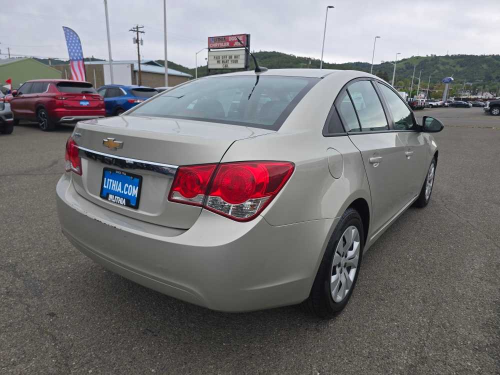 Thumbnail: 2014 Chevrolet Cruze - 5