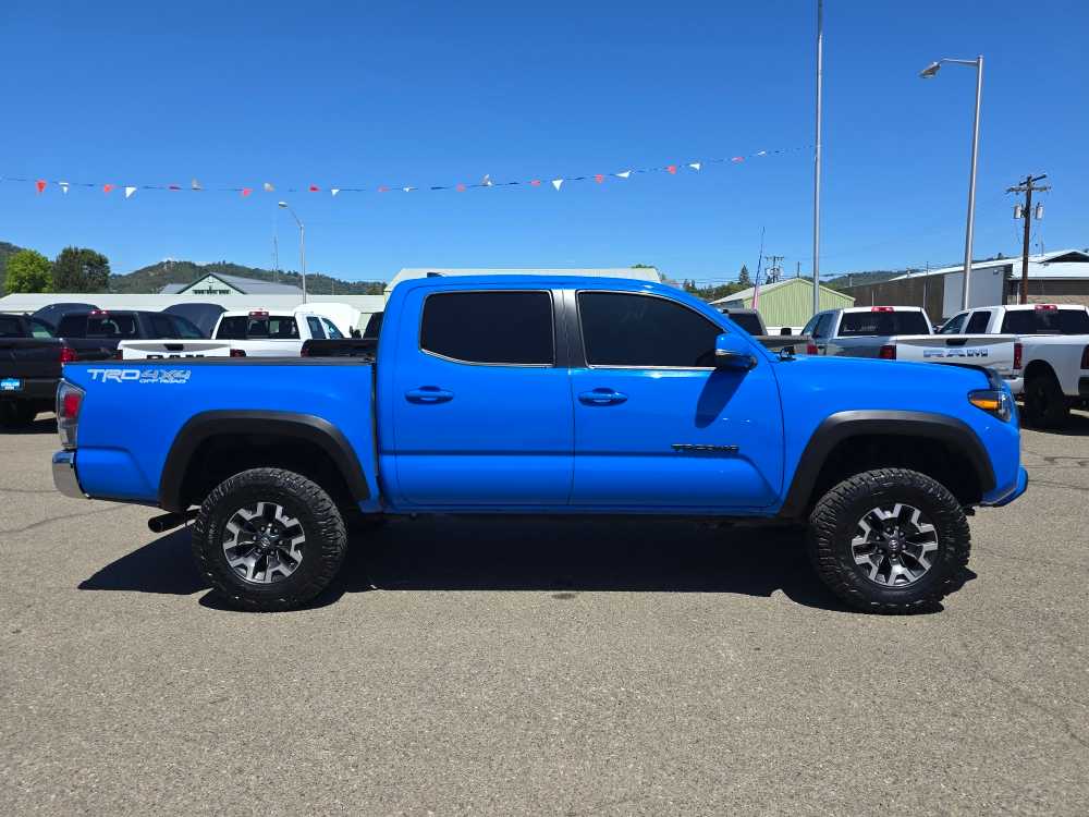 Thumbnail: 2020 Toyota Tacoma - 5
