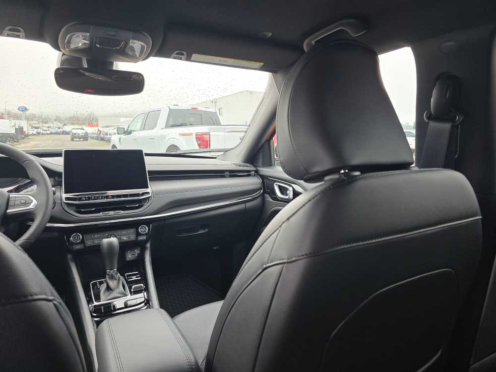 Thumbnail: 2026 Jeep Compass - 14