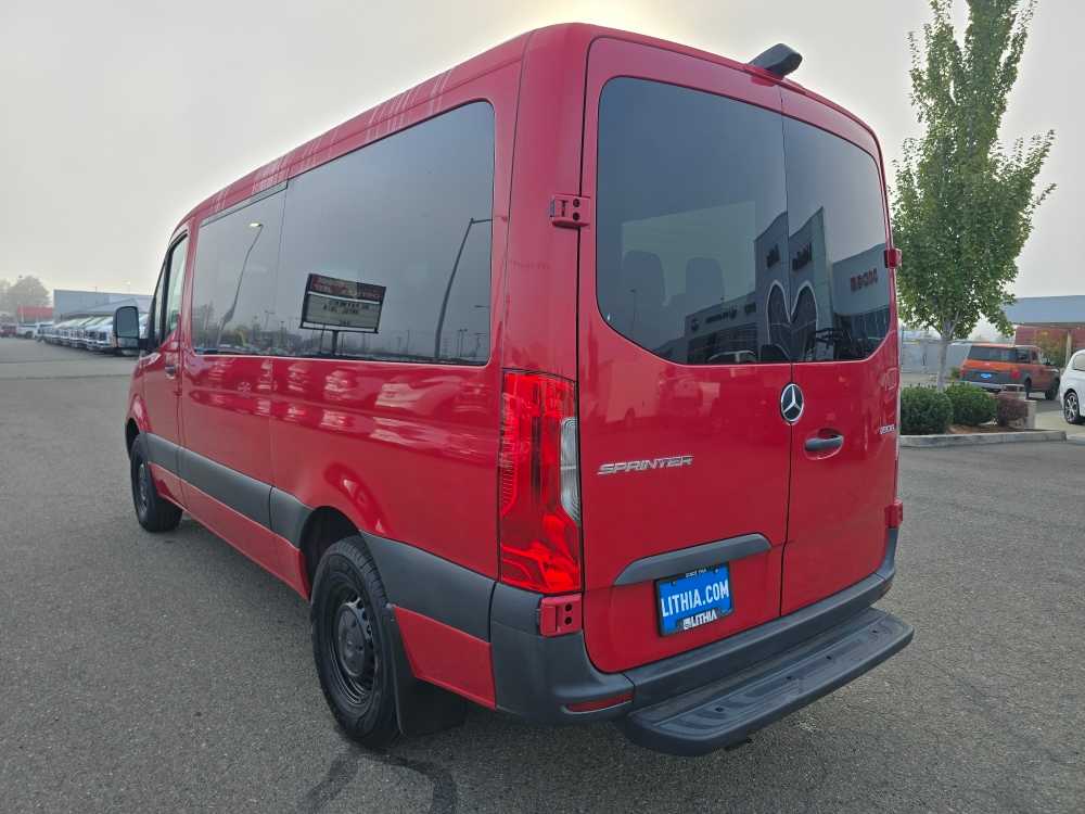 Thumbnail: 2021 Mercedes-Benz Sprinter - 3