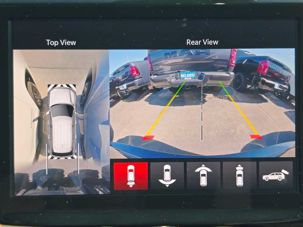 Thumbnail: 2025 Jeep Grand Cherokee - 19