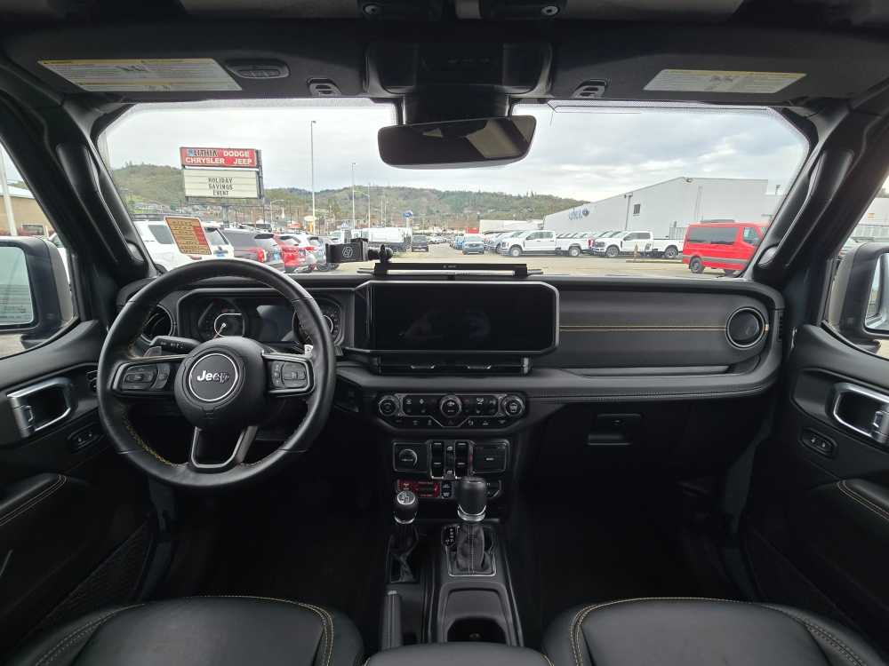 Thumbnail: 2024 Jeep Wrangler - 15