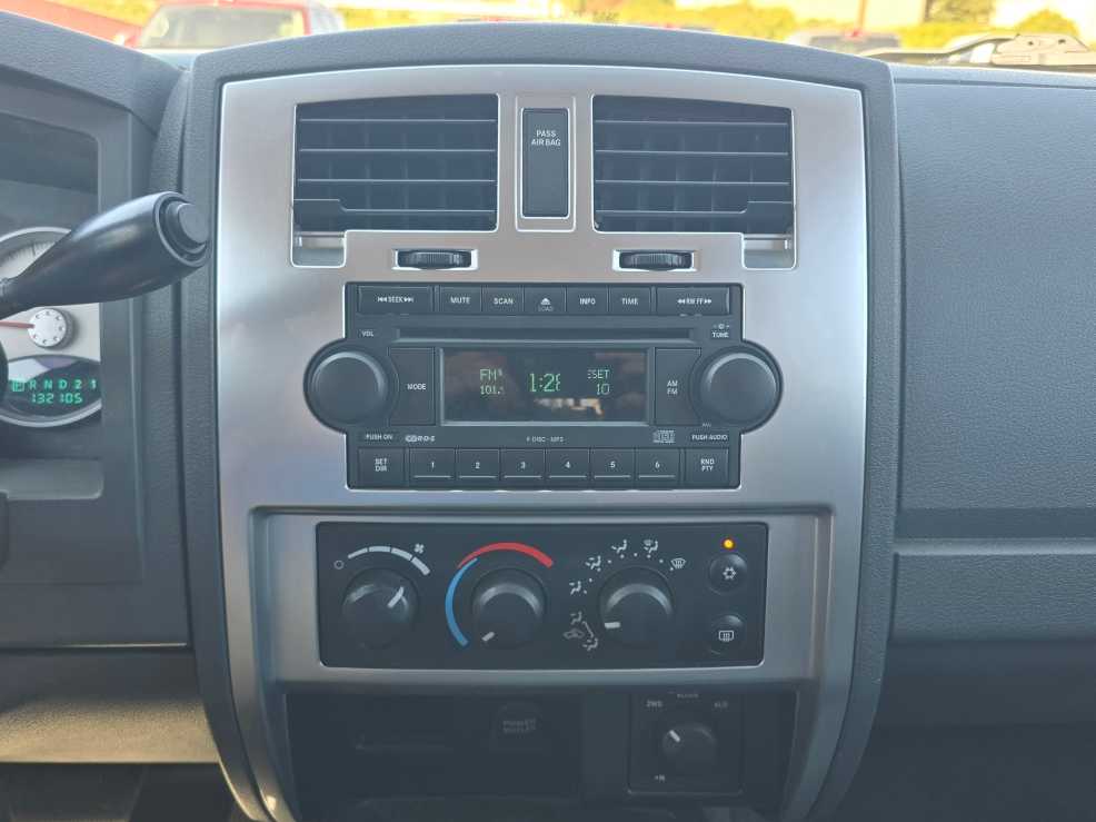 2005 Dodge Dakota Laramie - Photo 14
