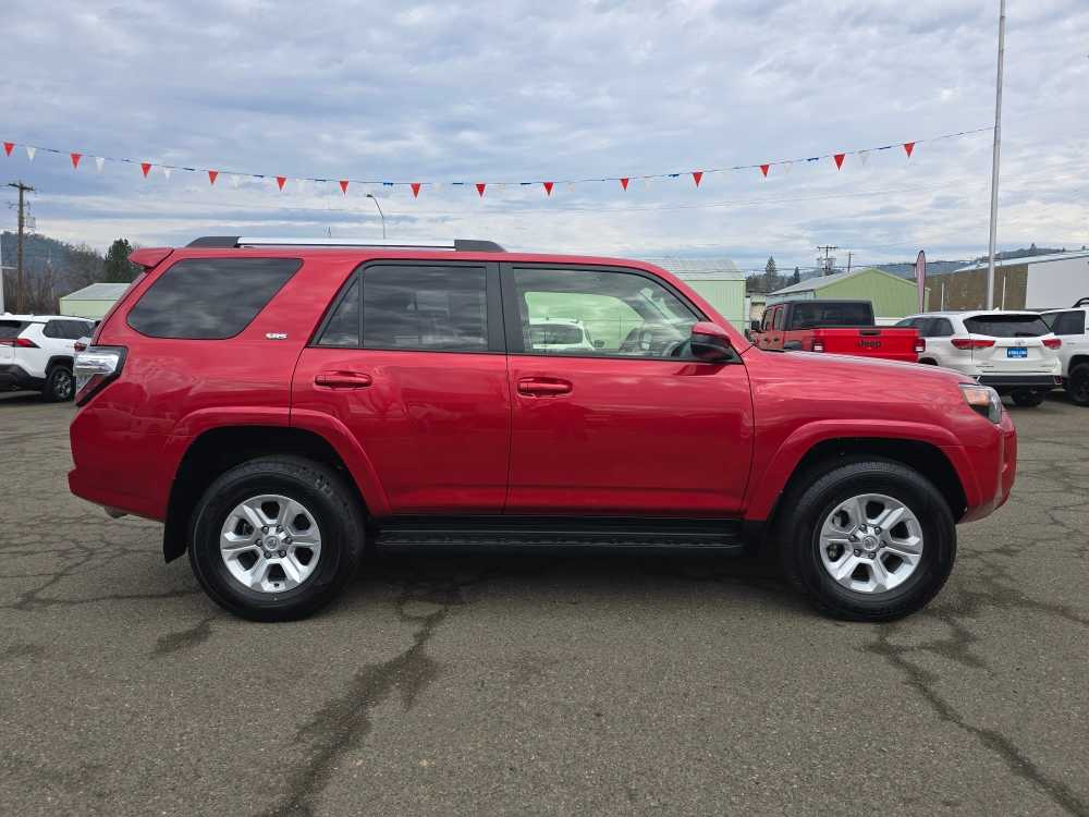 Thumbnail: 2024 Toyota 4Runner - 6