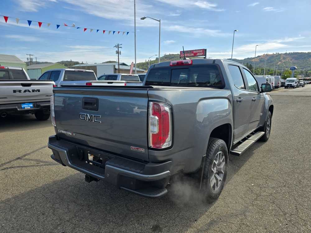 Thumbnail: 2020 GMC Canyon - 3