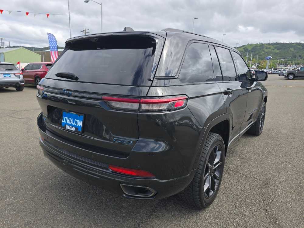 Thumbnail: 2023 Jeep Grand Cherokee - 5