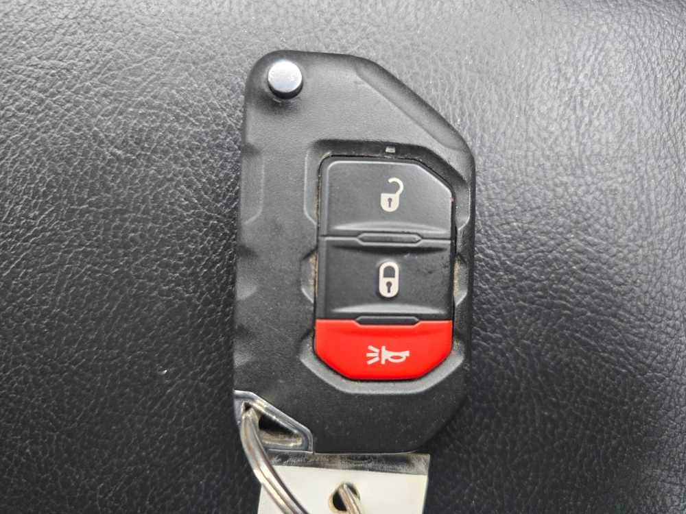 Thumbnail: 2020 Jeep Wrangler - 21