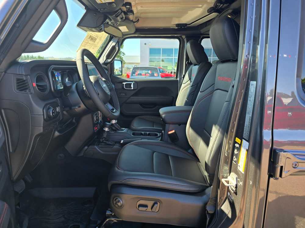 Thumbnail: 2025 Jeep Gladiator - 9