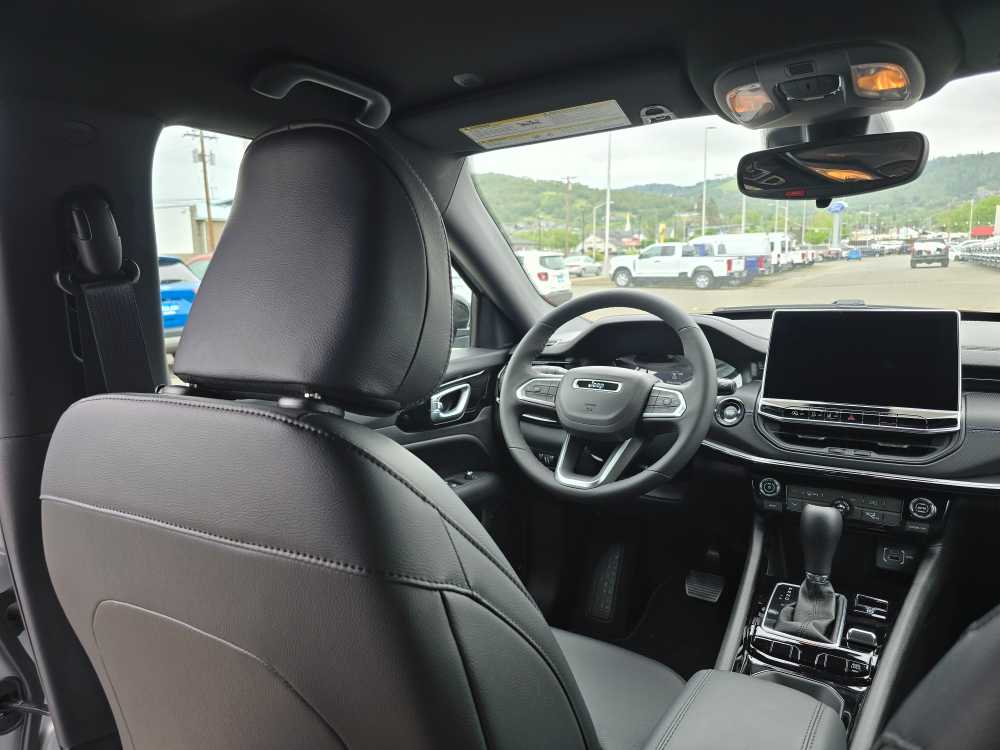 Thumbnail: 2026 Jeep Compass - 10