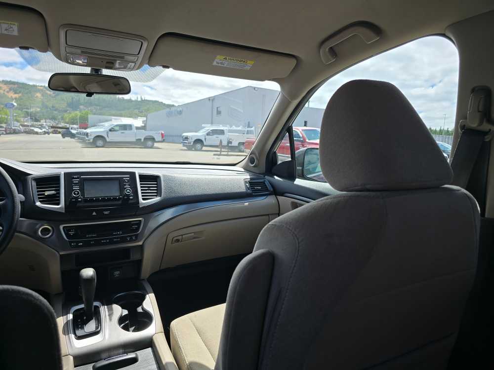 Thumbnail: 2016 Honda Pilot - 14