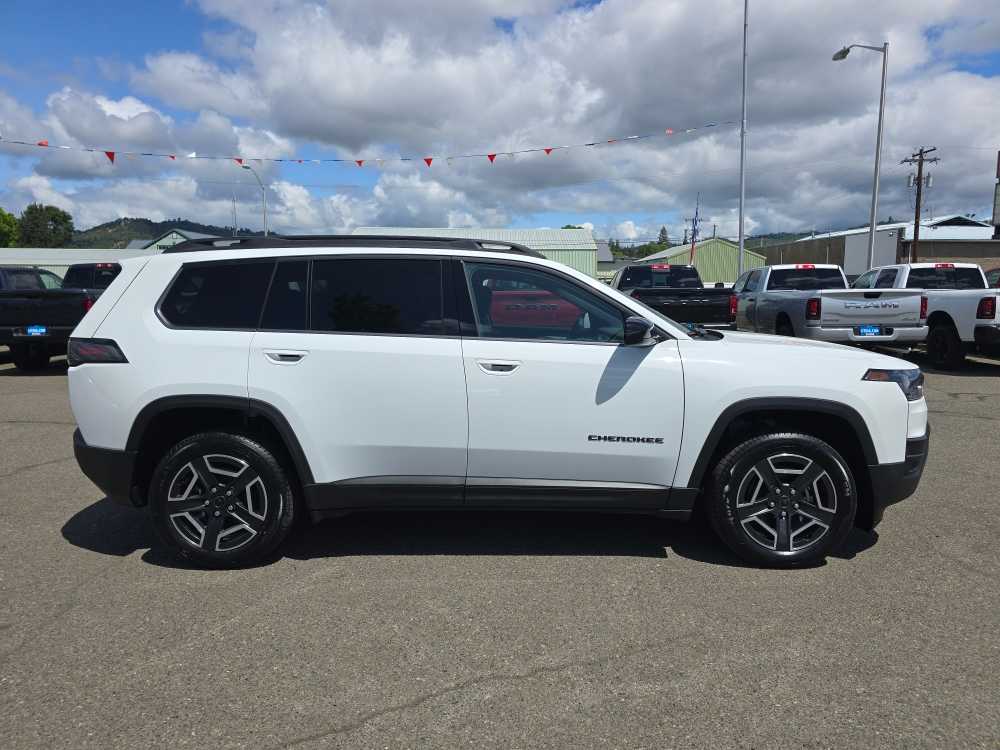 Thumbnail: 2026 Jeep Cherokee - 6