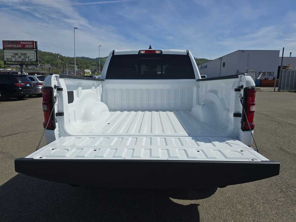 Thumbnail: 2026 RAM 1500 - 19