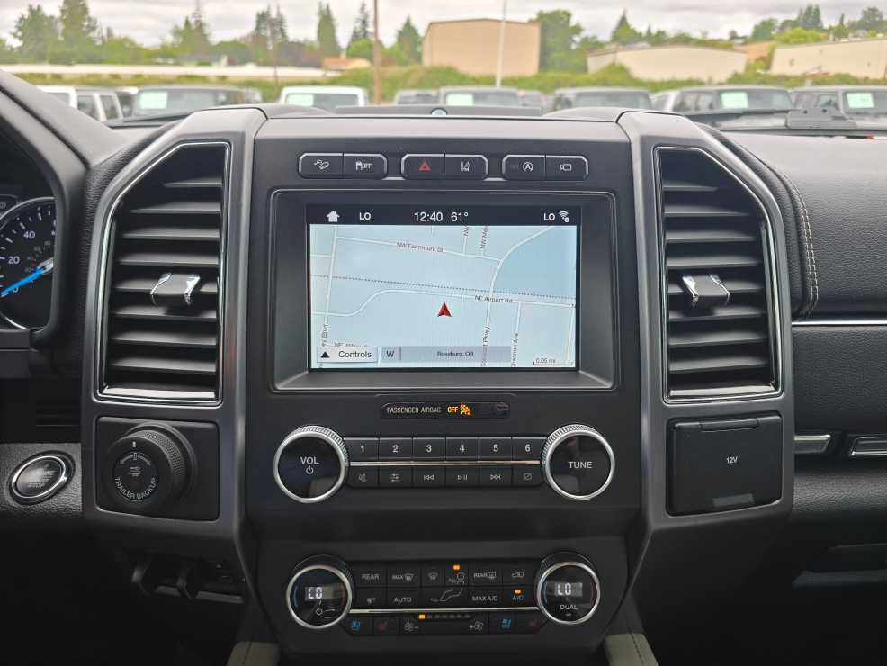 Thumbnail: 2019 Ford Expedition - 12