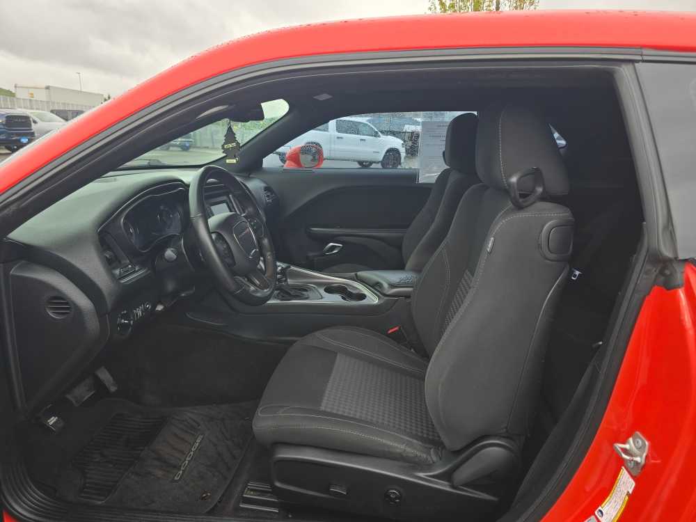 Thumbnail: 2017 Dodge Challenger - 10