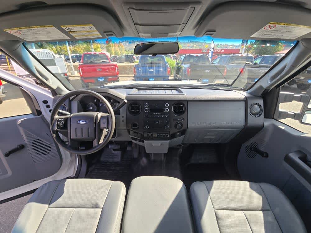 Thumbnail: 2013 Ford F-550 - 16