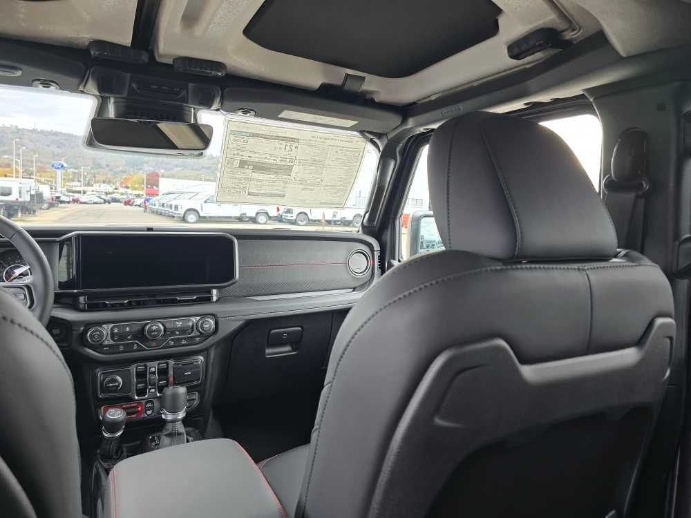 Thumbnail: 2026 Jeep Wrangler - 14