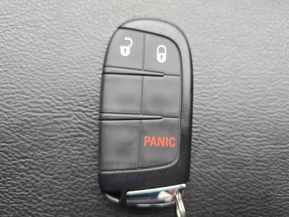 Thumbnail: 2022 Jeep Compass - 21