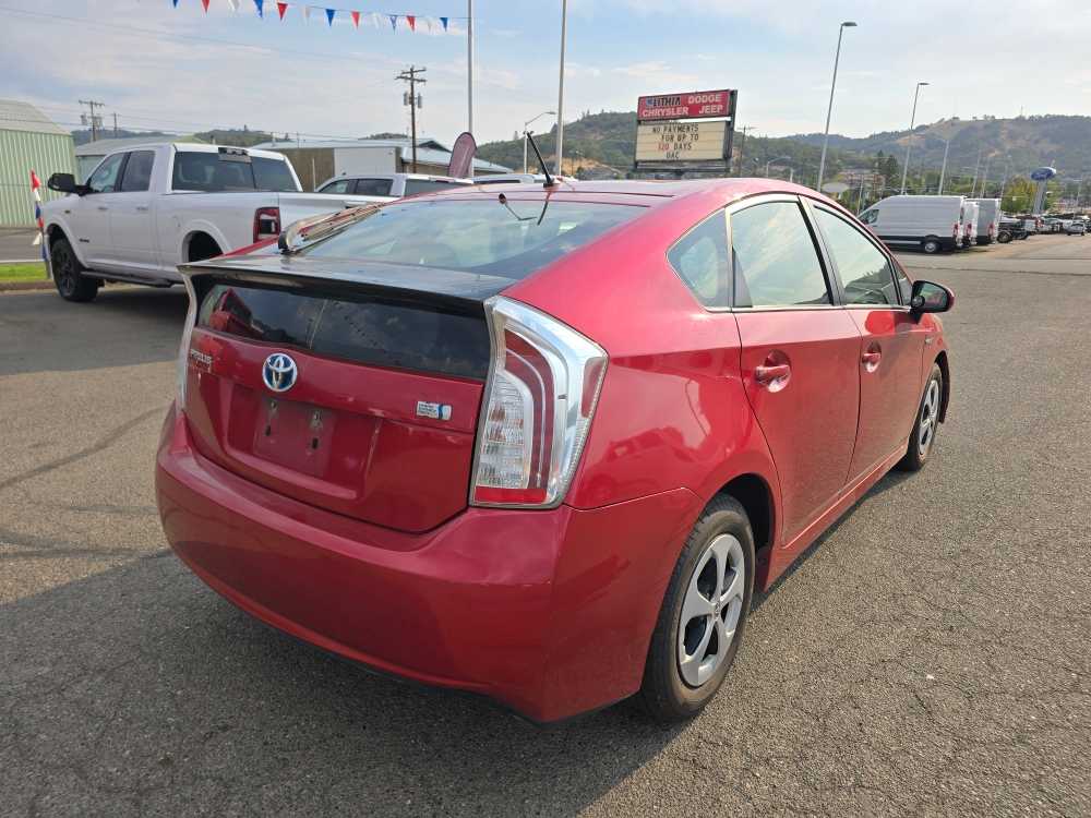 Thumbnail: 2014 Toyota Prius - 3