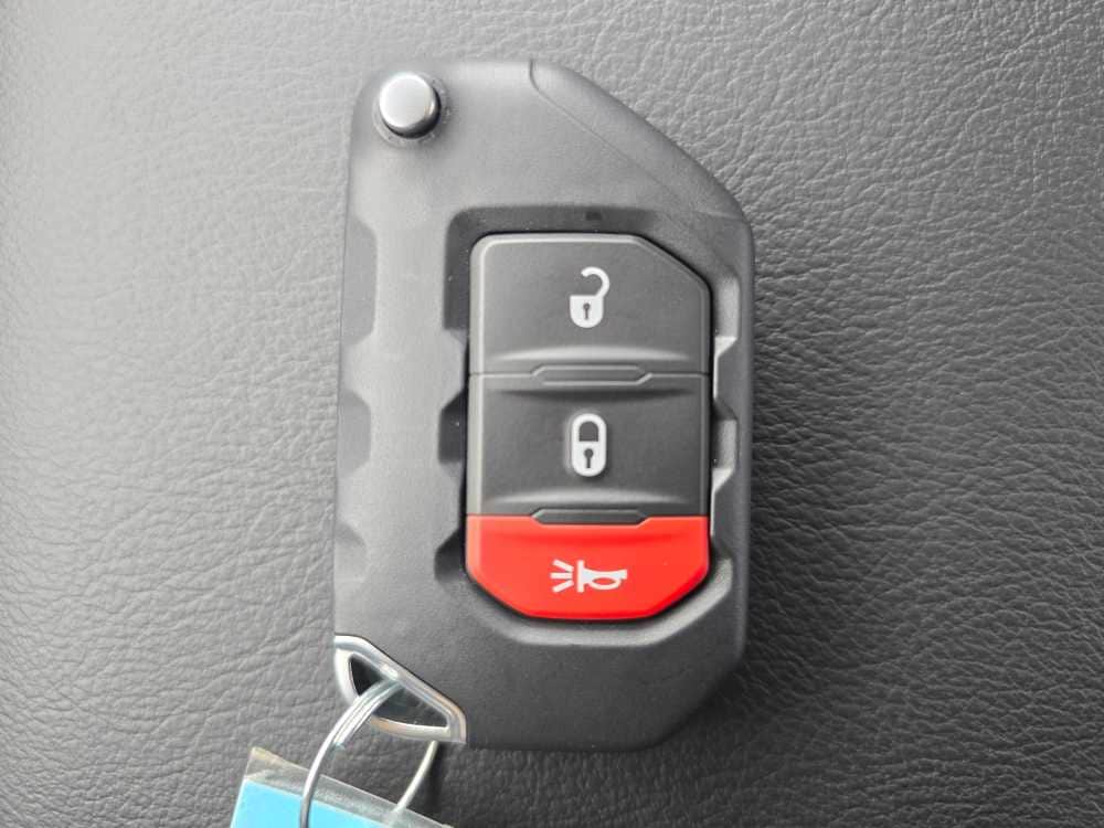 Thumbnail: 2026 Jeep Gladiator - 22