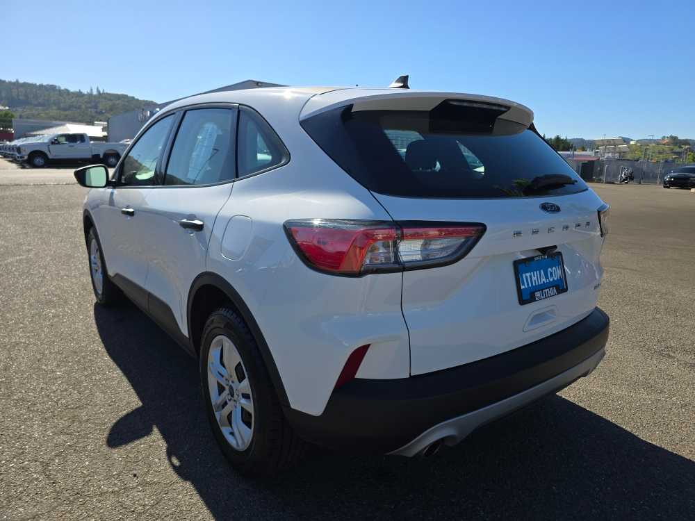 Thumbnail: 2022 Ford Escape - 2