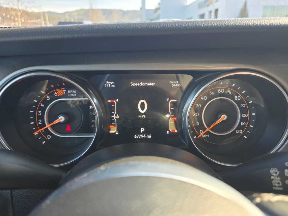 Thumbnail: 2019 Jeep Wrangler - 20