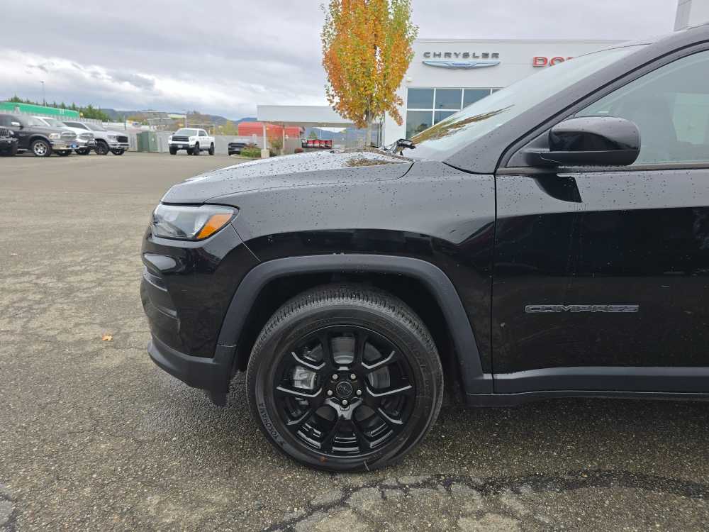 Thumbnail: 2026 Jeep Compass - 18